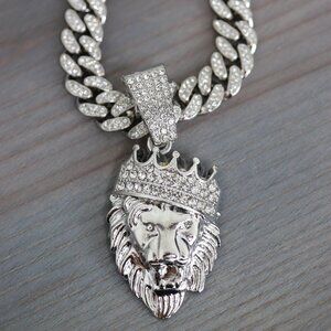 Lion Pendant Necklace with Rhinestones Silver Plated